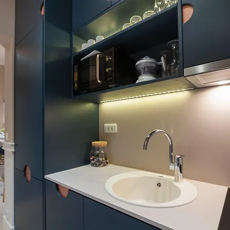 Zadera krevet i doručak 4*