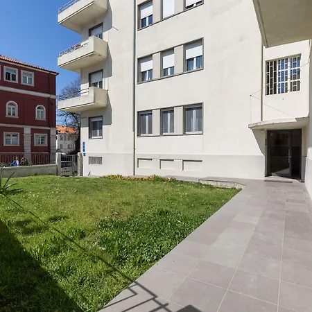 Zadera krevet i doručak 4*