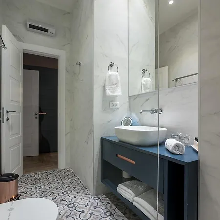 Zadera krevet i doručak 4*