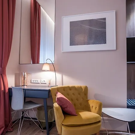 Frühstückspension Zadera 4*