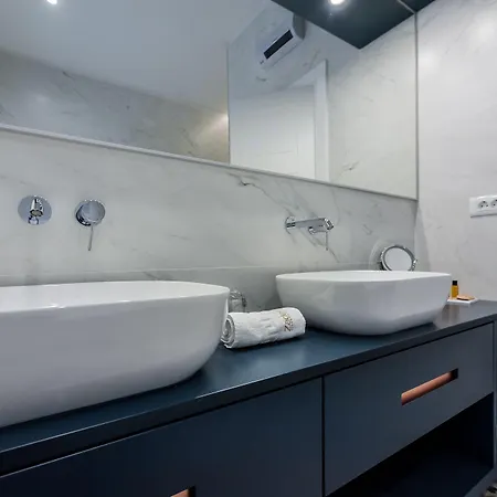 Zadera Bed & Breakfast 4*