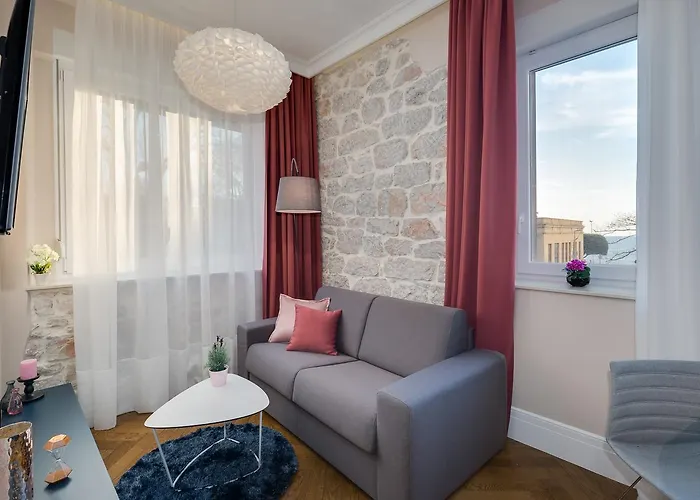 Zadera Bed & Breakfast 4*